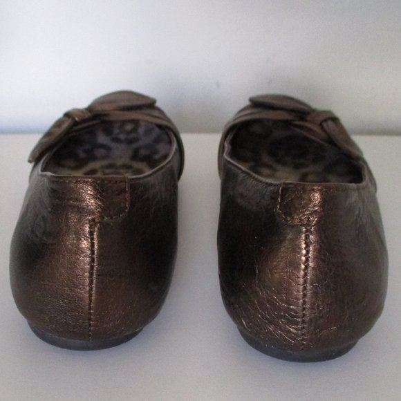 Born Womens Bronze Leather Ballet Flat - Size 6M or EUR 36.5 - Picture 5 of 9